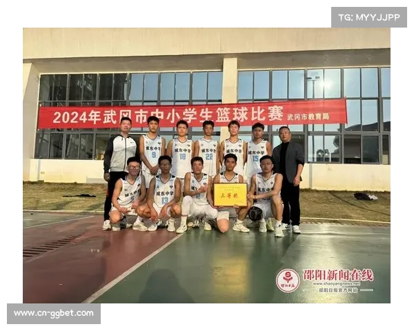 吴瑞庭17米68创亚洲纪录 三级跳远剑指世锦赛领奖台荣耀 吴瑞庭17米68创亚洲纪录 三级跳远剑指世锦赛领奖台荣耀